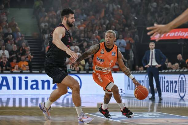 提供足够的 提供足够的