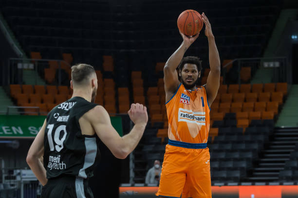 是两家俱乐 是两家俱乐