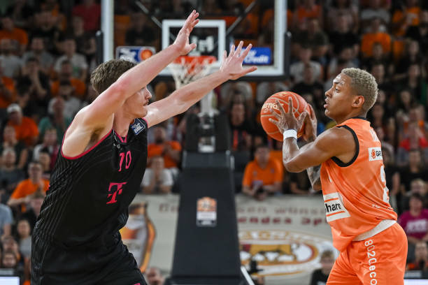 奥恩斯坦在 奥恩斯坦在